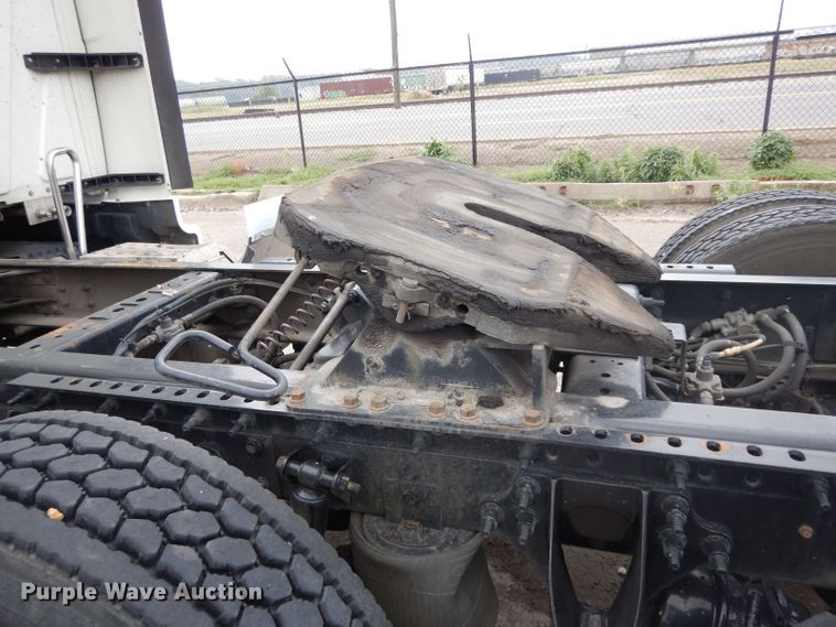 image for item DI5273 2013 International ProStar  semi truck