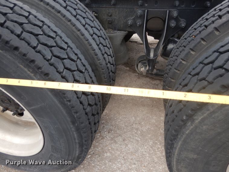 image for item DI5273 2013 International ProStar  semi truck