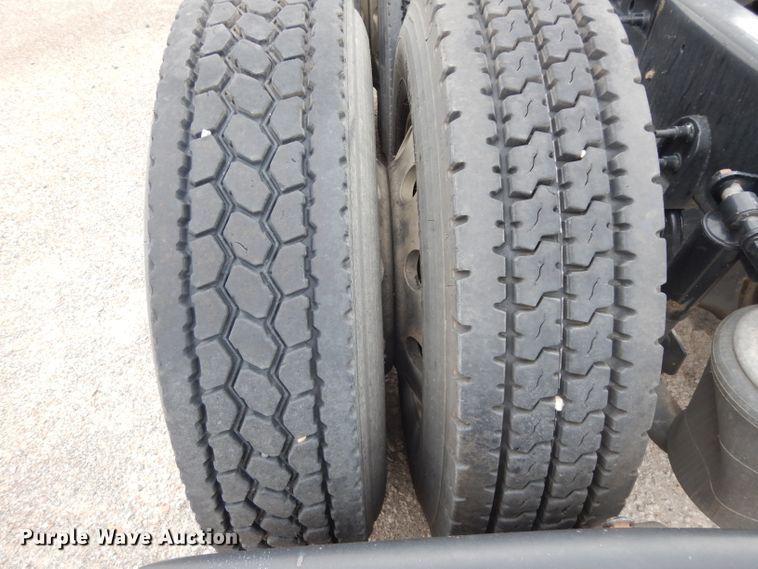 image for item DI5273 2013 International ProStar  semi truck