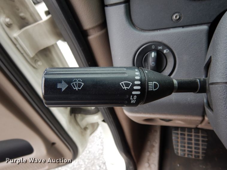 image for item DI5274 2012 Freightliner Cascadia  semi truck