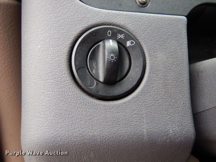 image for item DI5274 2012 Freightliner Cascadia  semi truck