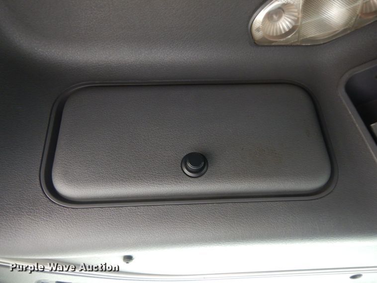 image for item DI5274 2012 Freightliner Cascadia  semi truck