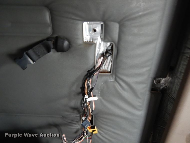 image for item DI5274 2012 Freightliner Cascadia  semi truck