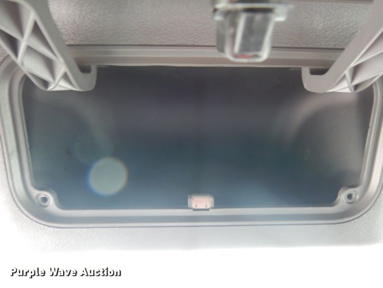 image for item DI5274 2012 Freightliner Cascadia  semi truck