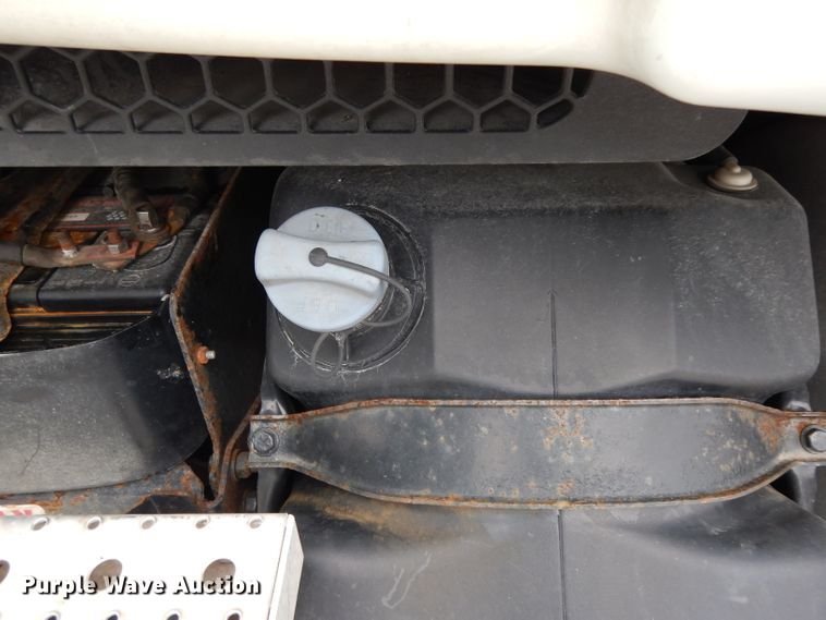 image for item DI5274 2012 Freightliner Cascadia  semi truck