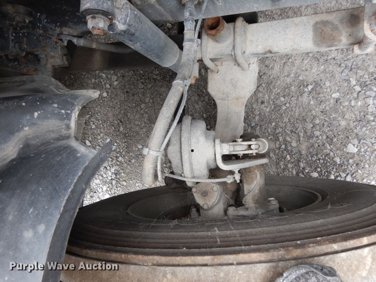 image for item DI5274 2012 Freightliner Cascadia  semi truck