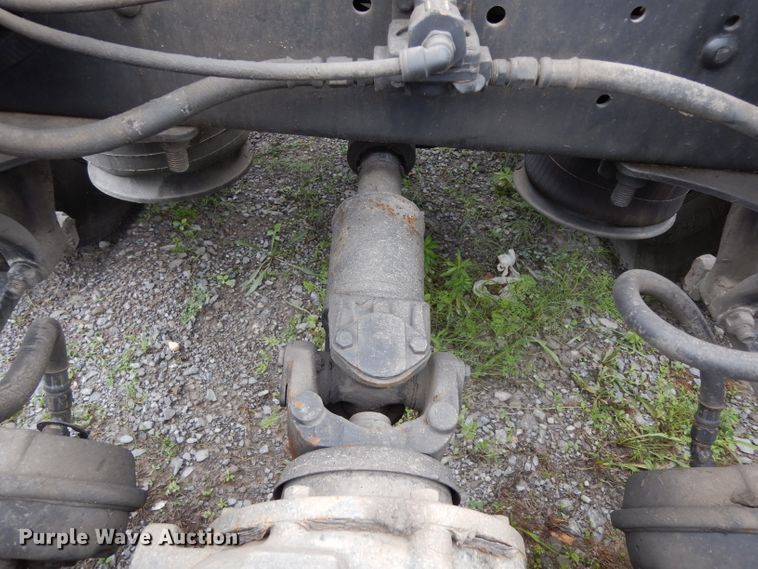 image for item DI5274 2012 Freightliner Cascadia  semi truck