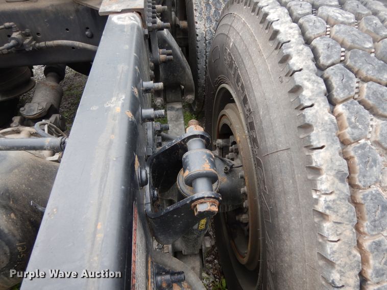 image for item DI5274 2012 Freightliner Cascadia  semi truck