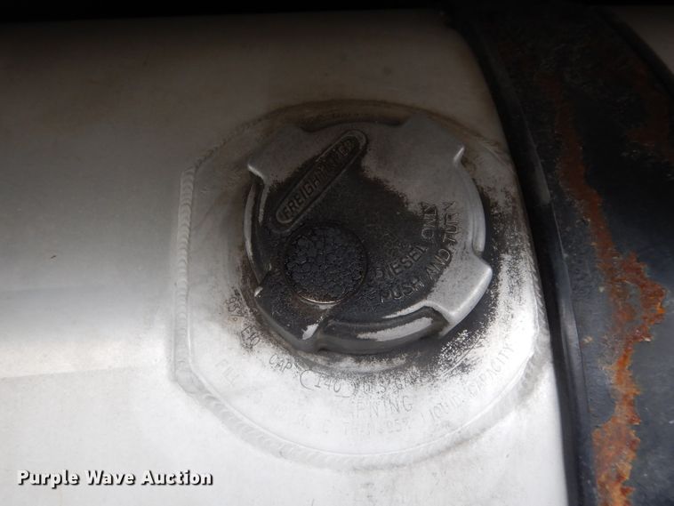 image for item DI5274 2012 Freightliner Cascadia  semi truck