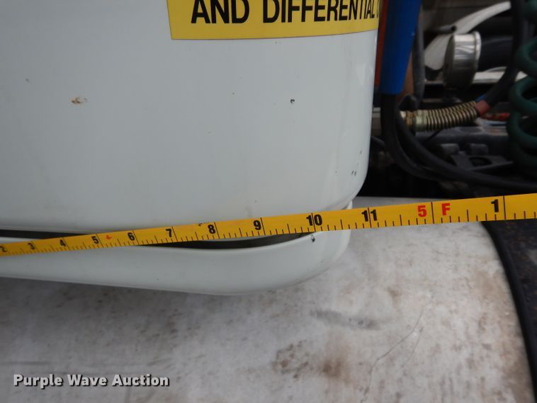 image for item DI5274 2012 Freightliner Cascadia  semi truck