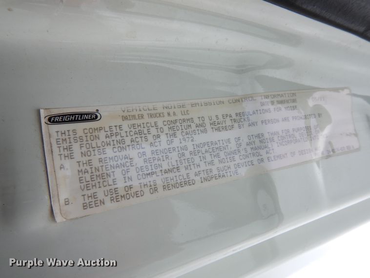 image for item DI5274 2012 Freightliner Cascadia  semi truck