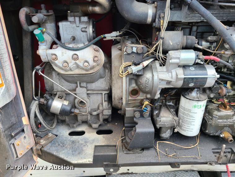 image for item EL9885 1995 Utility VS2R refrigerated dry van trailer