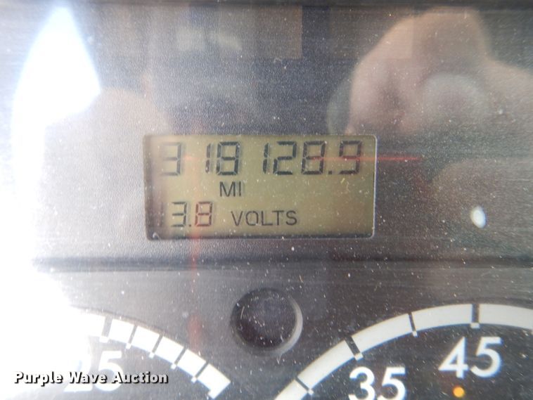 image for item FX9063 2009 Freightliner Columbia semi truck