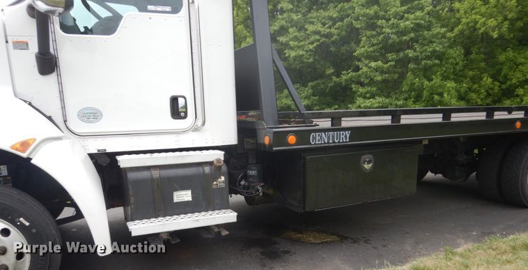 image for item FX9202 2016 Kenworth T370  rollback truck