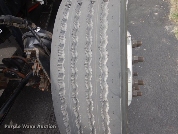 image for item FX9202 2016 Kenworth T370  rollback truck