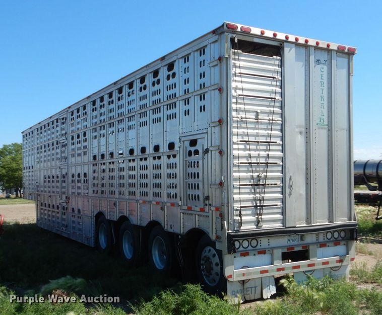 image for item GA9123 2008 Barrett livestock trailer