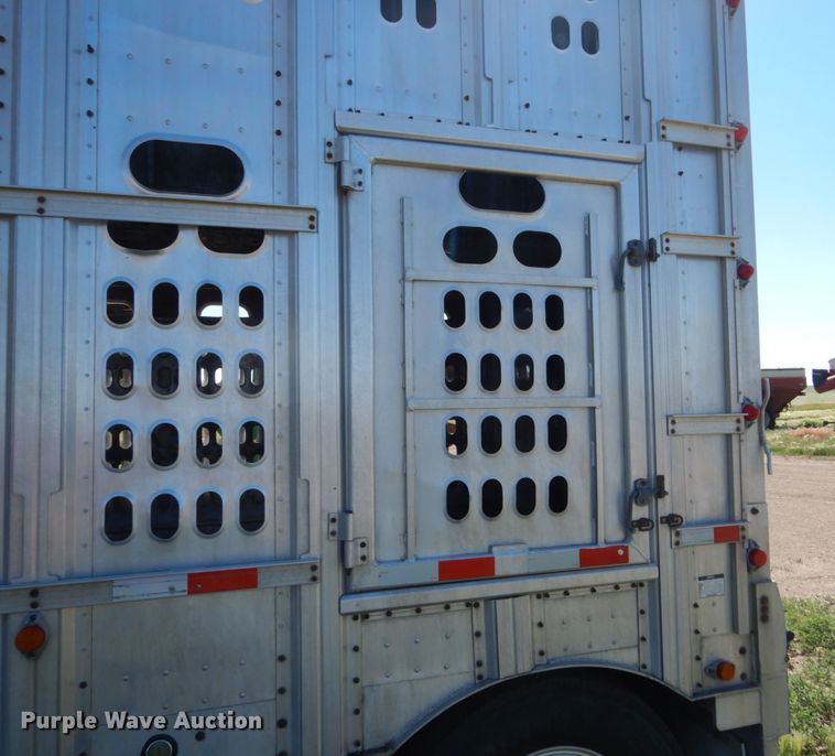 image for item GA9123 2008 Barrett livestock trailer