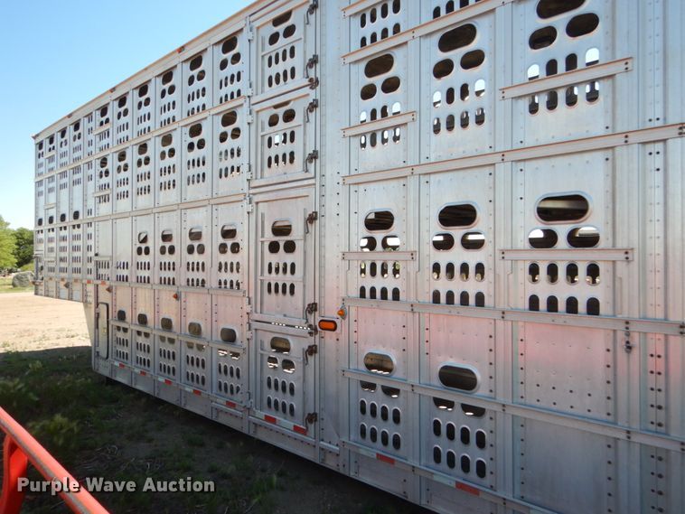 image for item GA9123 2008 Barrett livestock trailer