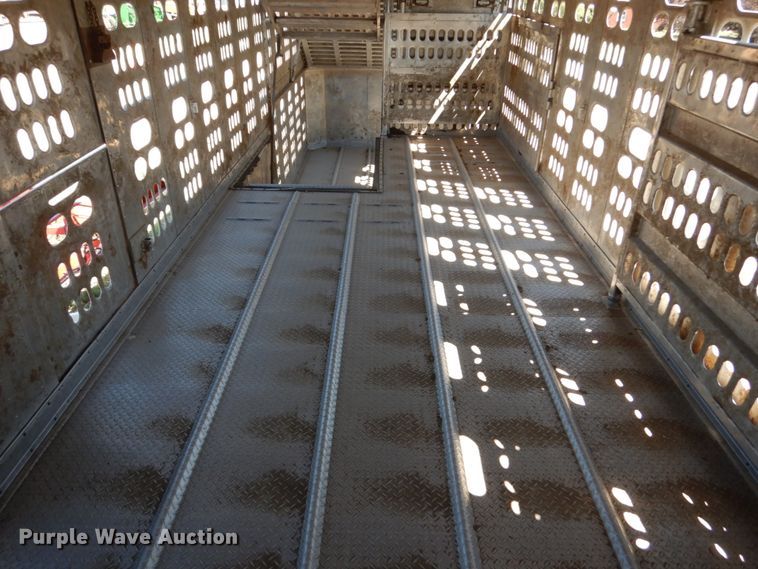 image for item GA9123 2008 Barrett livestock trailer