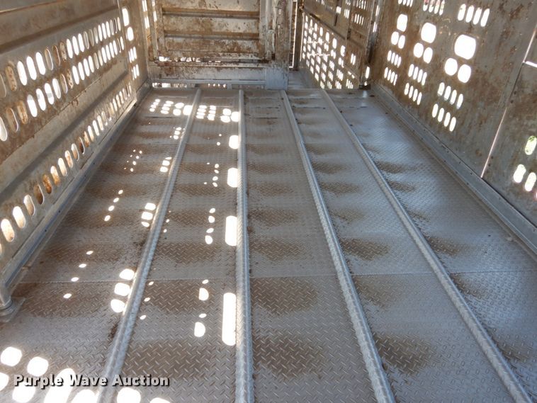 image for item GA9123 2008 Barrett livestock trailer