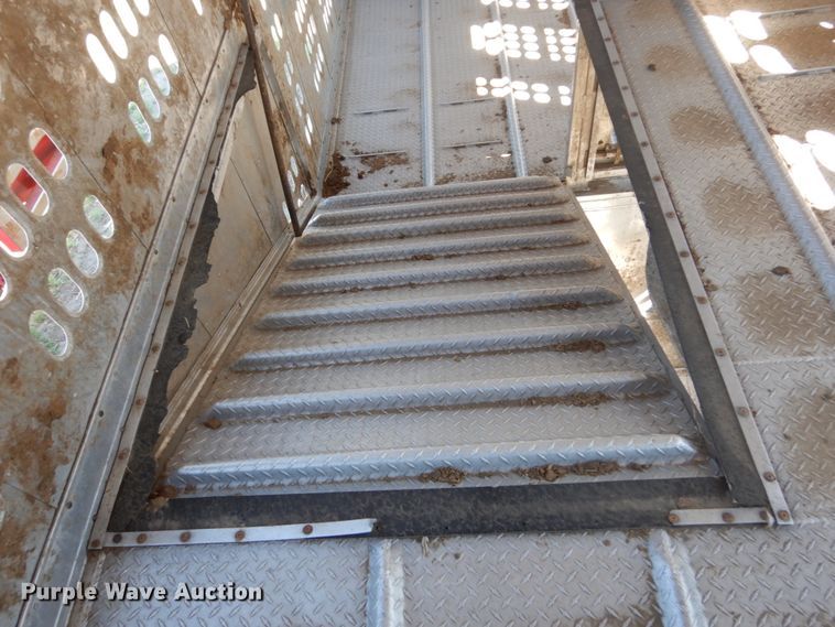 image for item GA9123 2008 Barrett livestock trailer