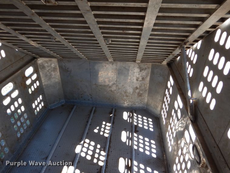 image for item GA9123 2008 Barrett livestock trailer