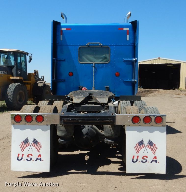 image for item GA9124 1997 Peterbilt 379  semi truck