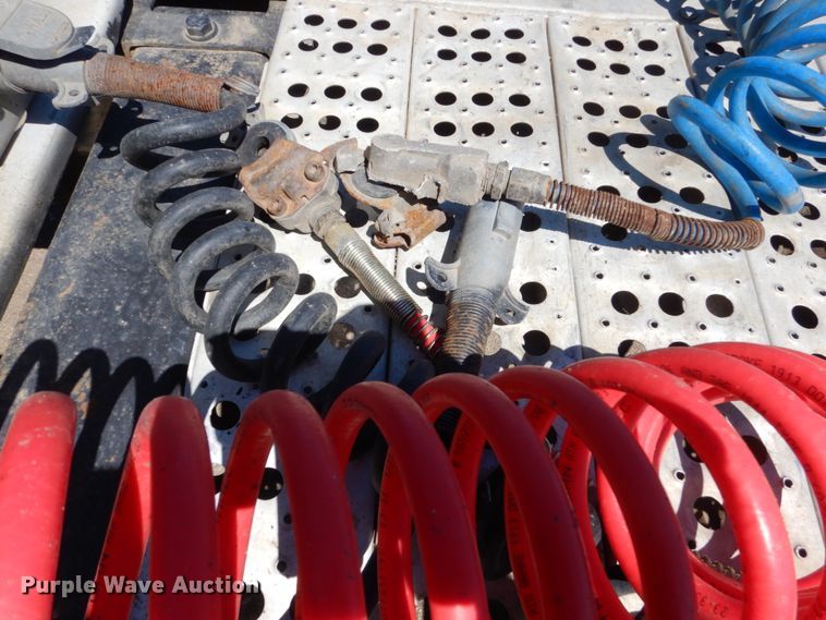 image for item GA9124 1997 Peterbilt 379  semi truck