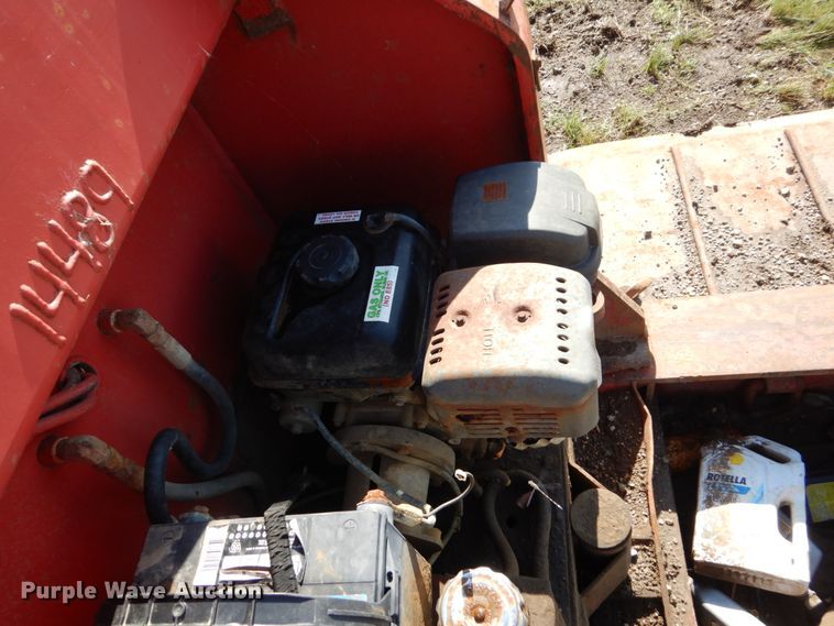 image for item GA9134 1996 Talbert TD41W-40-LRG-RA-1-11-EC22 low boy equipment trailer