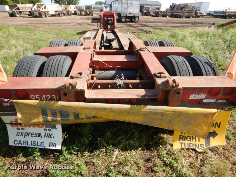 image for item GA9134 1996 Talbert TD41W-40-LRG-RA-1-11-EC22 low boy equipment trailer