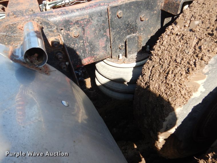 image for item GA9138 1987 Ford LTL9000  semi truck