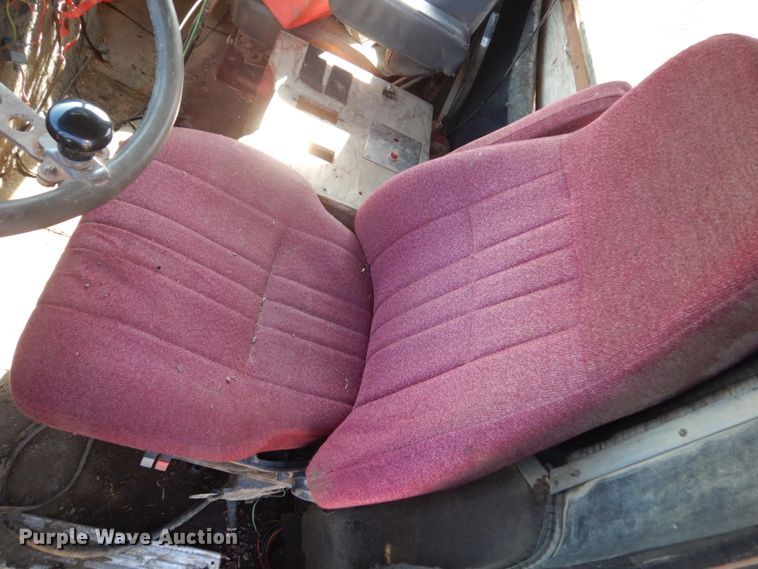 image for item GA9138 1987 Ford LTL9000  semi truck