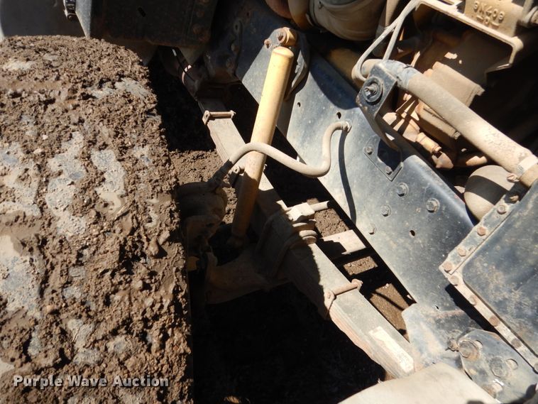 image for item GA9138 1987 Ford LTL9000  semi truck