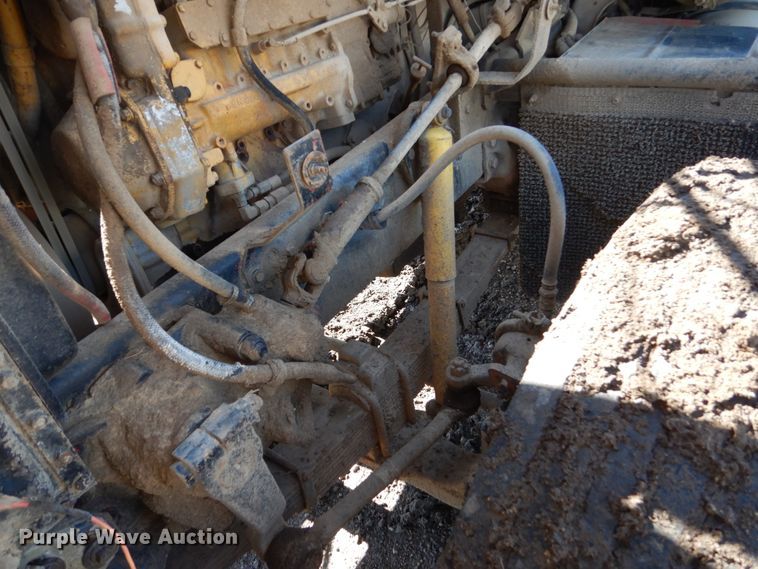 image for item GA9138 1987 Ford LTL9000  semi truck