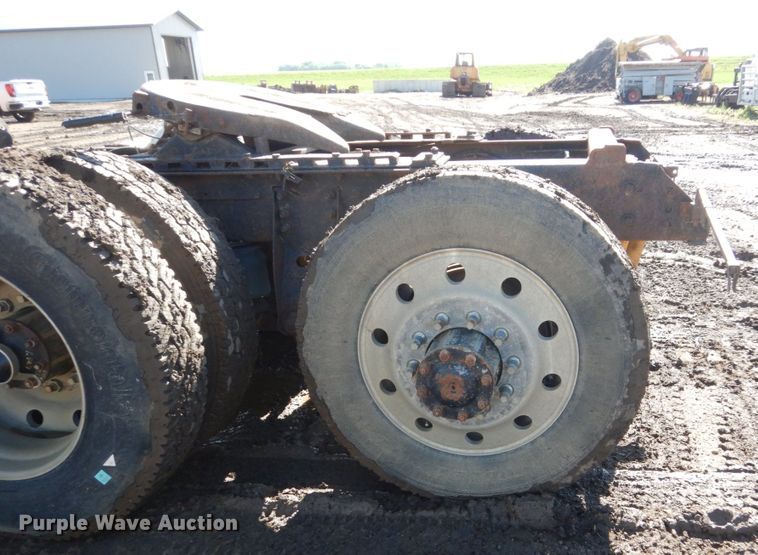 image for item GA9138 1987 Ford LTL9000  semi truck