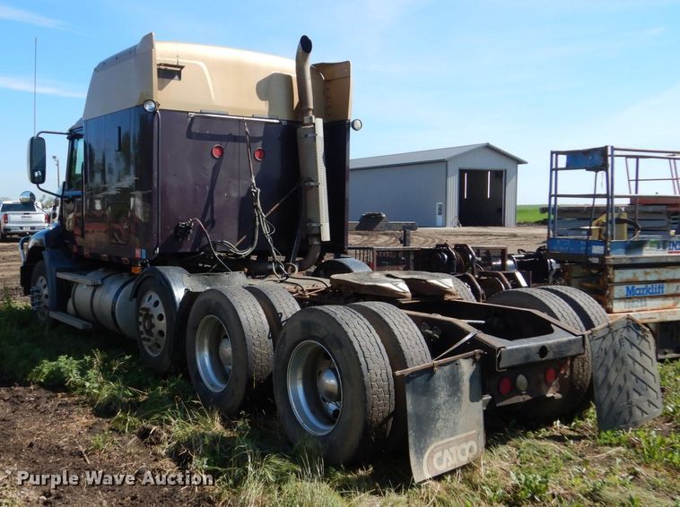 image for item GA9141 2007 Mack CXN613  semi truck