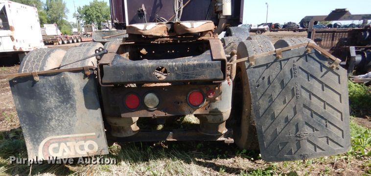 image for item GA9141 2007 Mack CXN613  semi truck