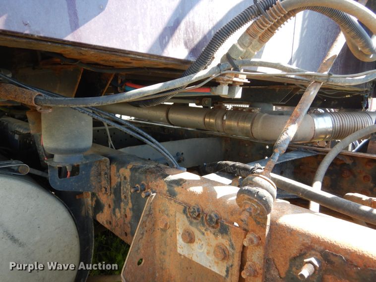 image for item GA9141 2007 Mack CXN613  semi truck