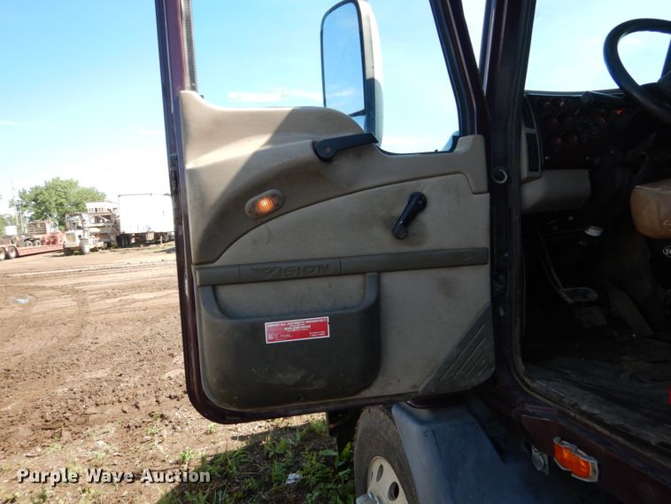 image for item GA9141 2007 Mack CXN613  semi truck