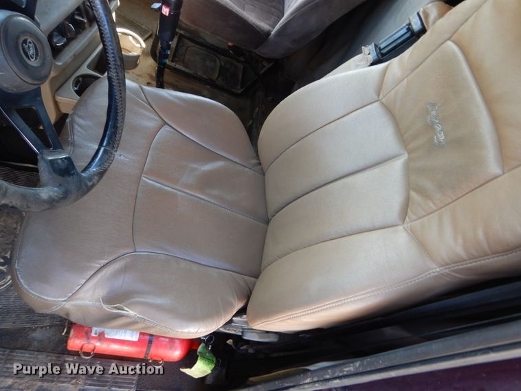 image for item GA9141 2007 Mack CXN613  semi truck