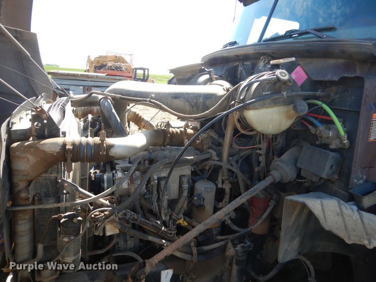 image for item GA9141 2007 Mack CXN613  semi truck