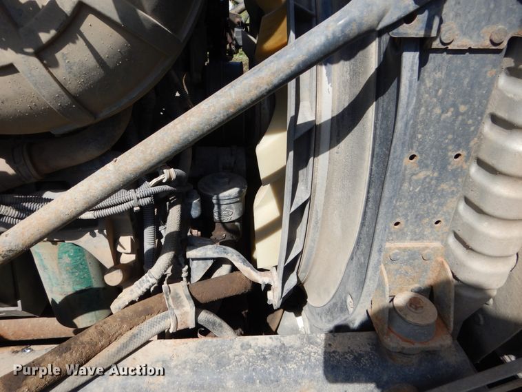 image for item GA9141 2007 Mack CXN613  semi truck