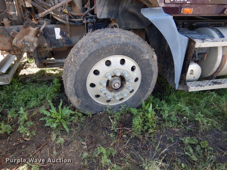 image for item GA9141 2007 Mack CXN613  semi truck