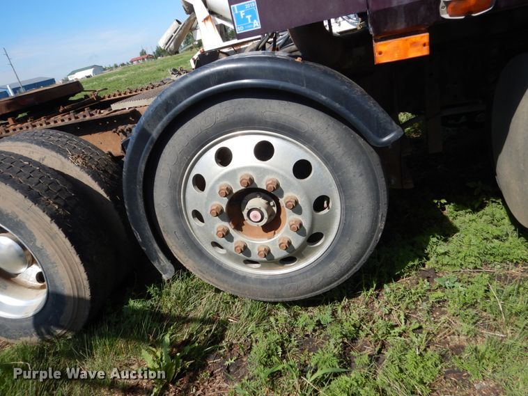 image for item GA9141 2007 Mack CXN613  semi truck