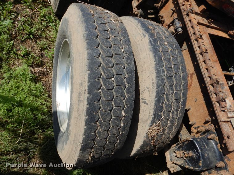 image for item GA9141 2007 Mack CXN613  semi truck