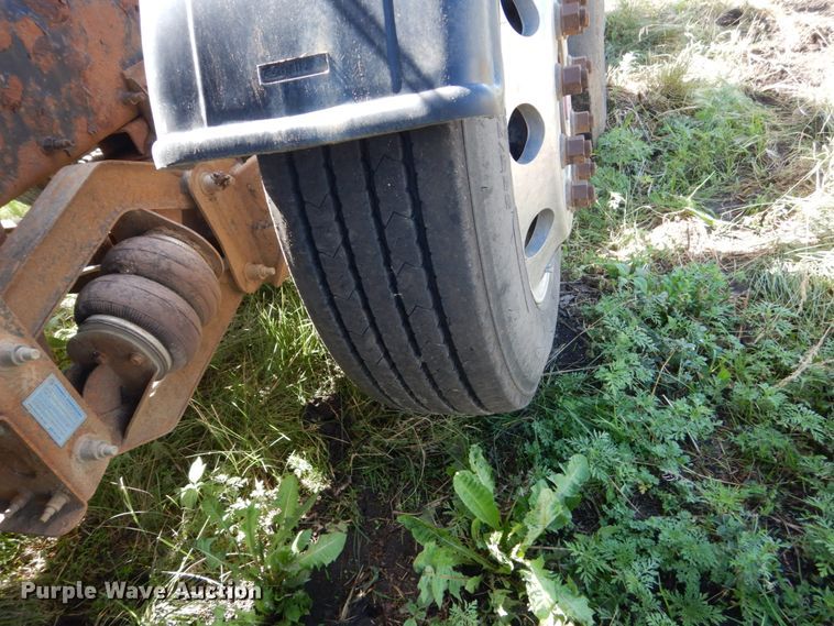 image for item GA9141 2007 Mack CXN613  semi truck