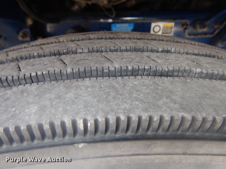 image for item GM9058 2012 Peterbilt 384  semi truck