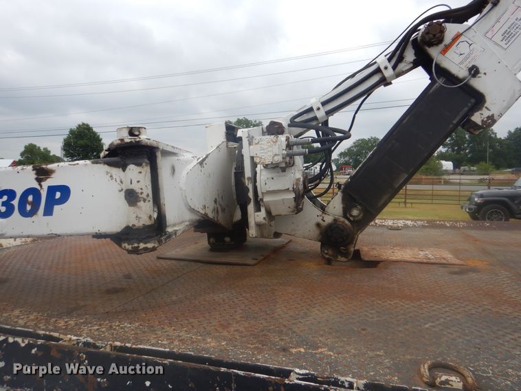 image for item GM9059 2012 Peterbilt 337  tire service truck