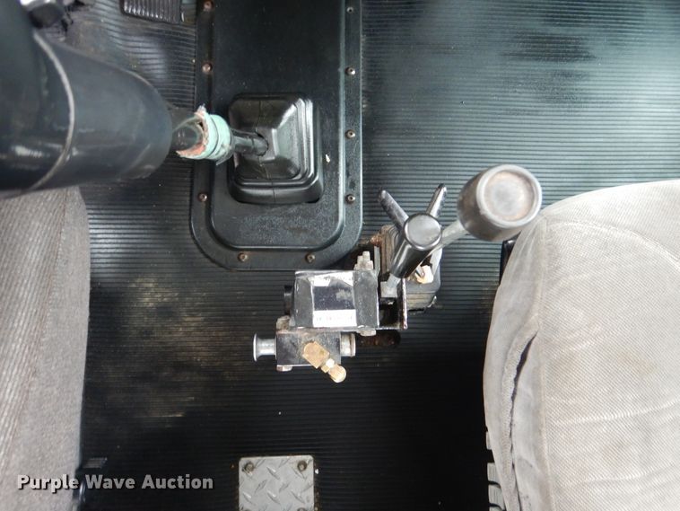 image for item GM9060 2005 Peterbilt 378  semi truck