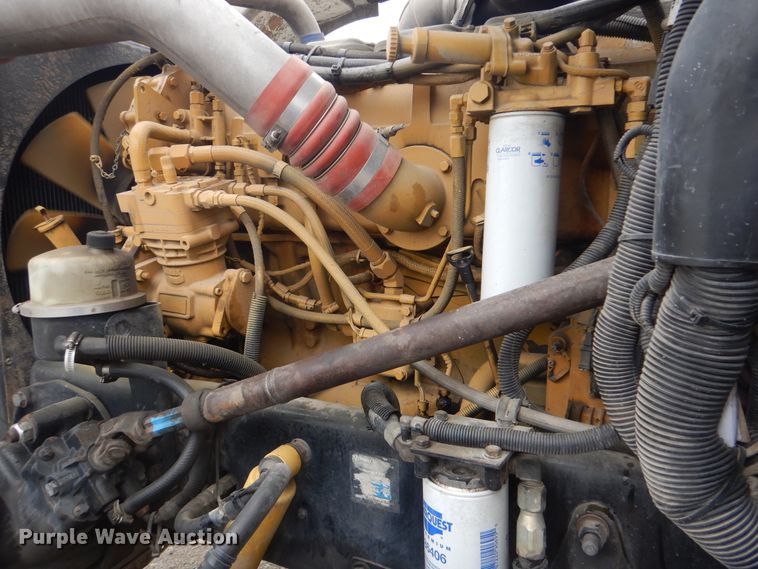 image for item GM9060 2005 Peterbilt 378  semi truck